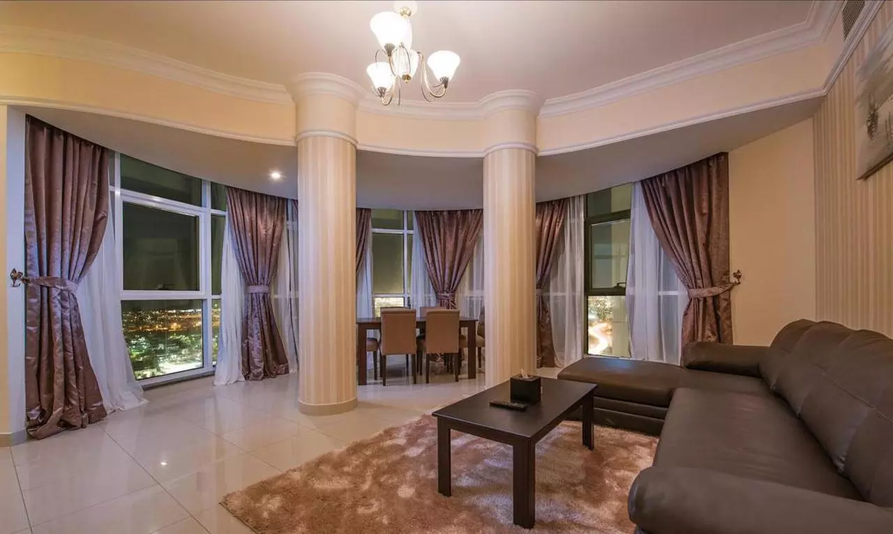 AP-SHABAVIZ (10).jpg